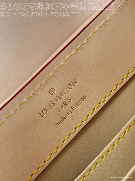 FS CHEAP MINI-21*14*8CM LOUIS VUITTON CAPUCINES 0719